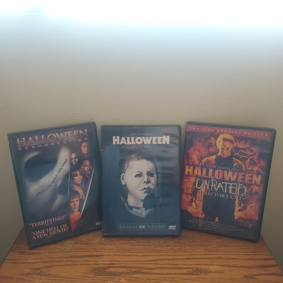 Lot Of 3 From The Halloween Series, Original, Resurrection,  Rob Zombie Version - Picture 1 of 5